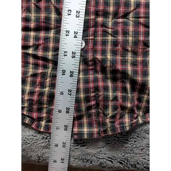 Cinch Long Sleeve Button Down Shirt Men's Size Medium Red Plaid - Picture 4 of 9